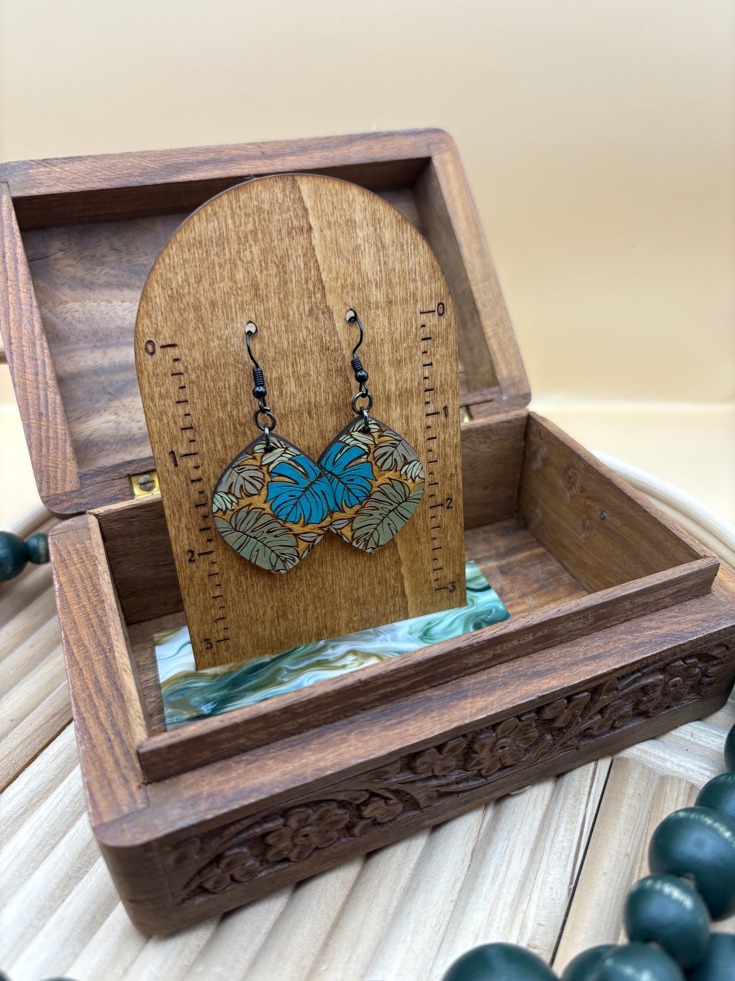 Monstera Leaf Pattern Earrings