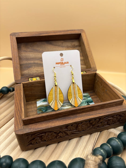 70s Style Line Earrings - Yellow Color Scheme