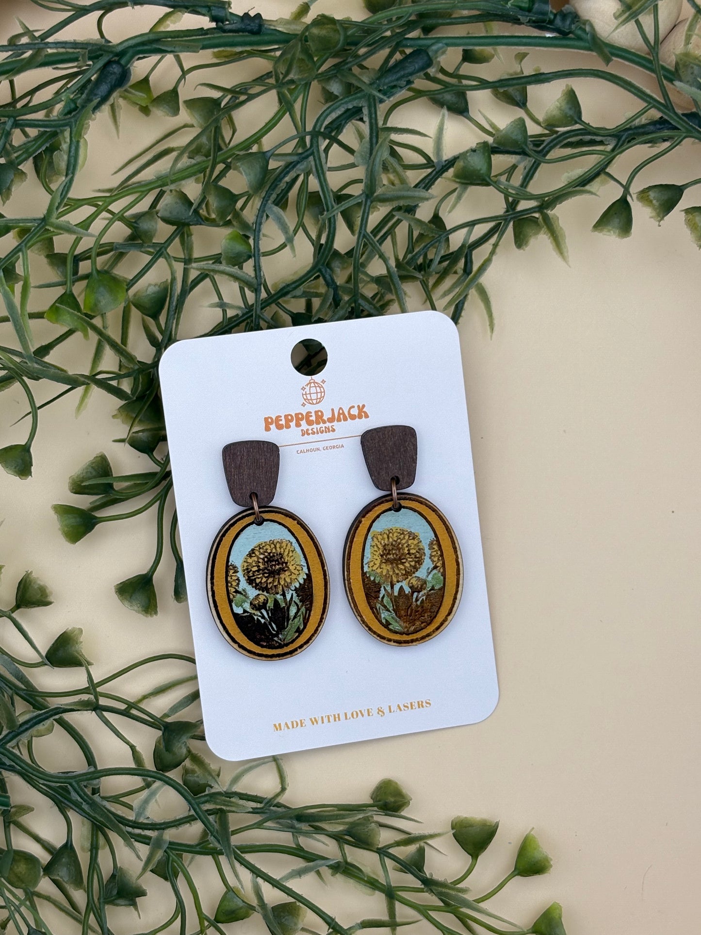 Vintage Framed Floral Earrings - Mums