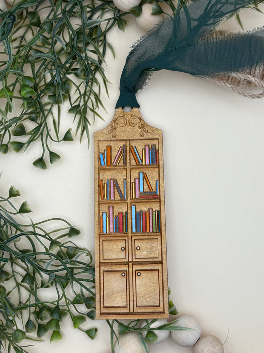 Bookcase Elegant Bookmark - Maple