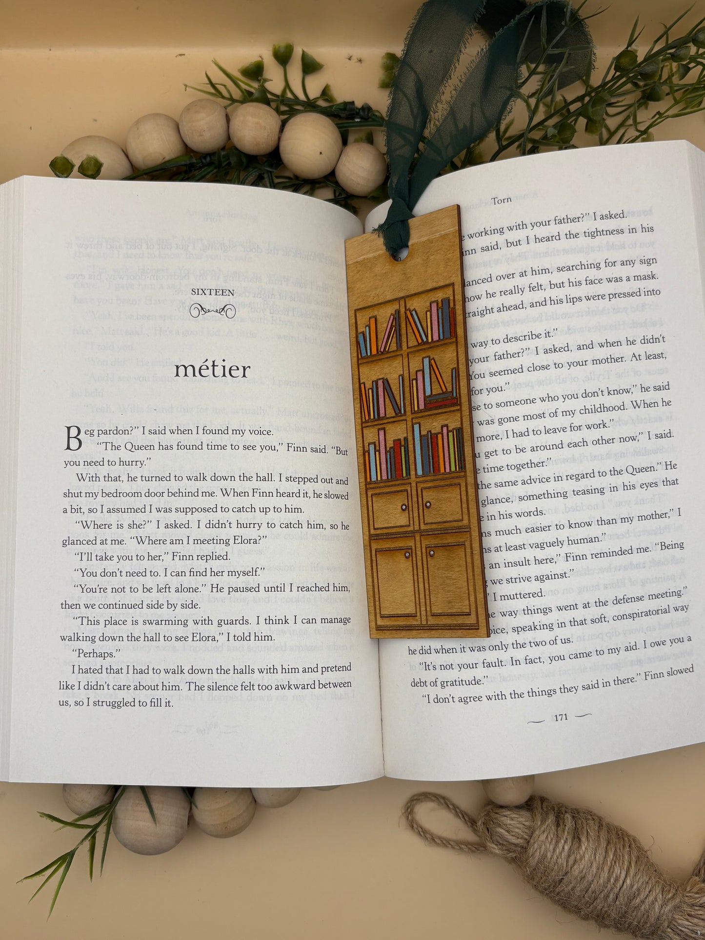 Bookcase Bookmark