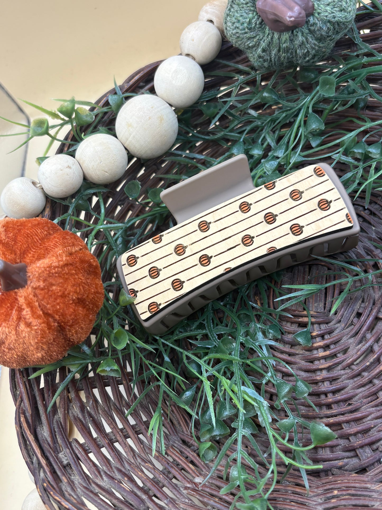 Cute Striped Pumpkin Pattern Claw Clip
