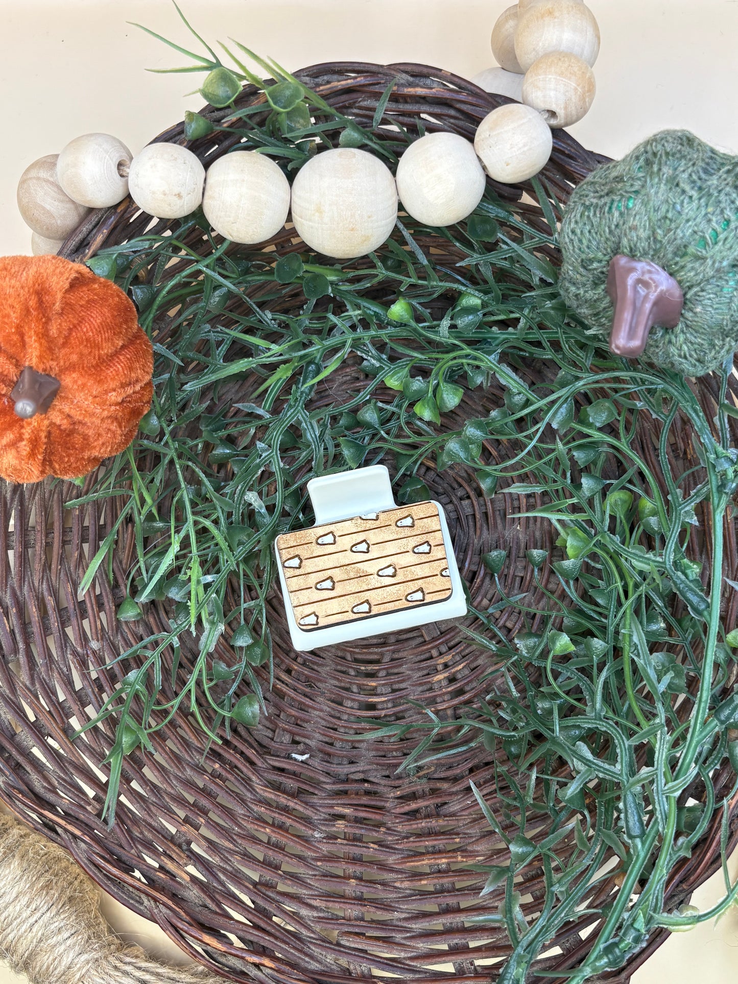 Rustic Ghost Striped Mini Claw Clip