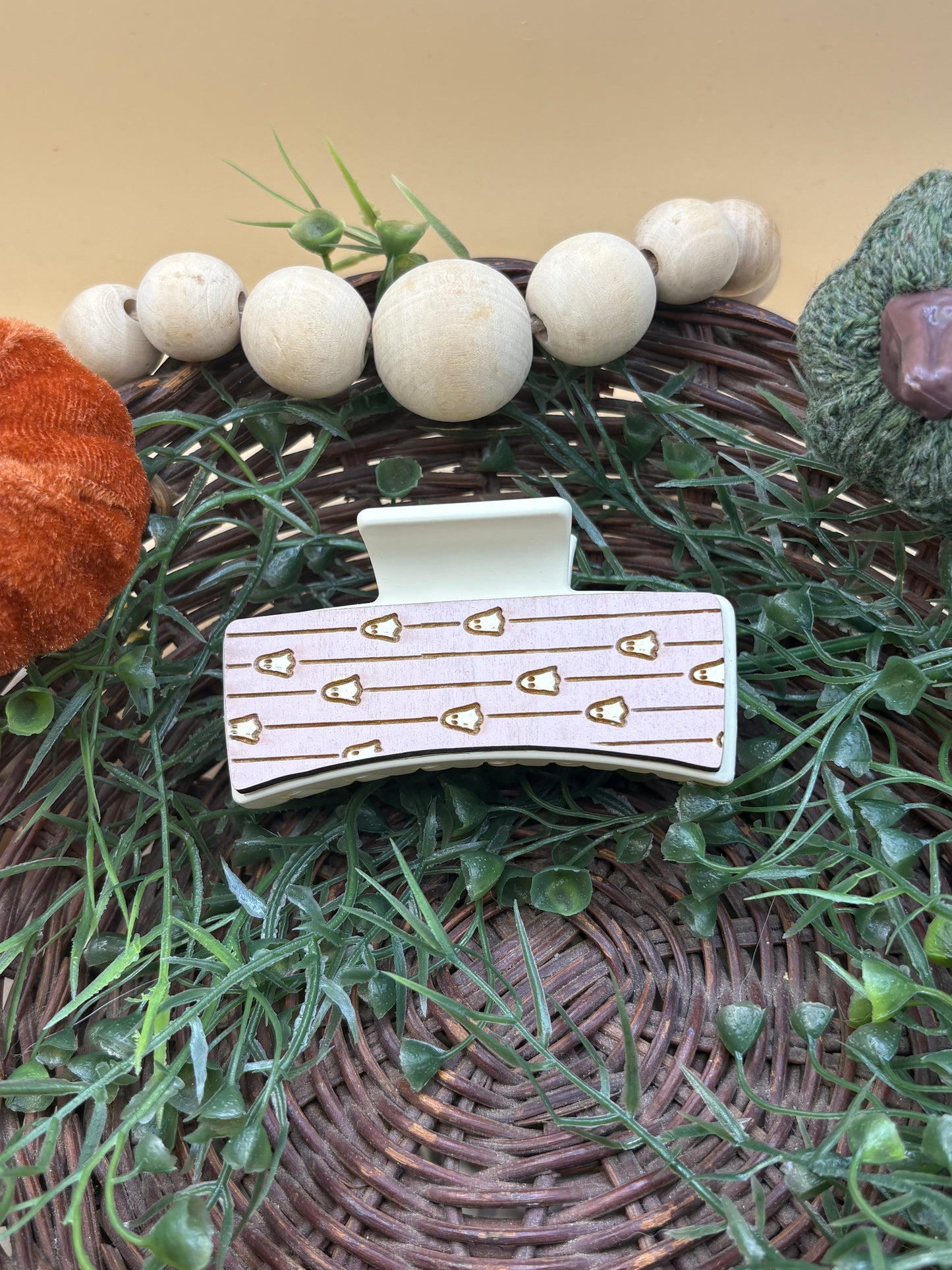 Cute Ghost Striped Small Claw Clip