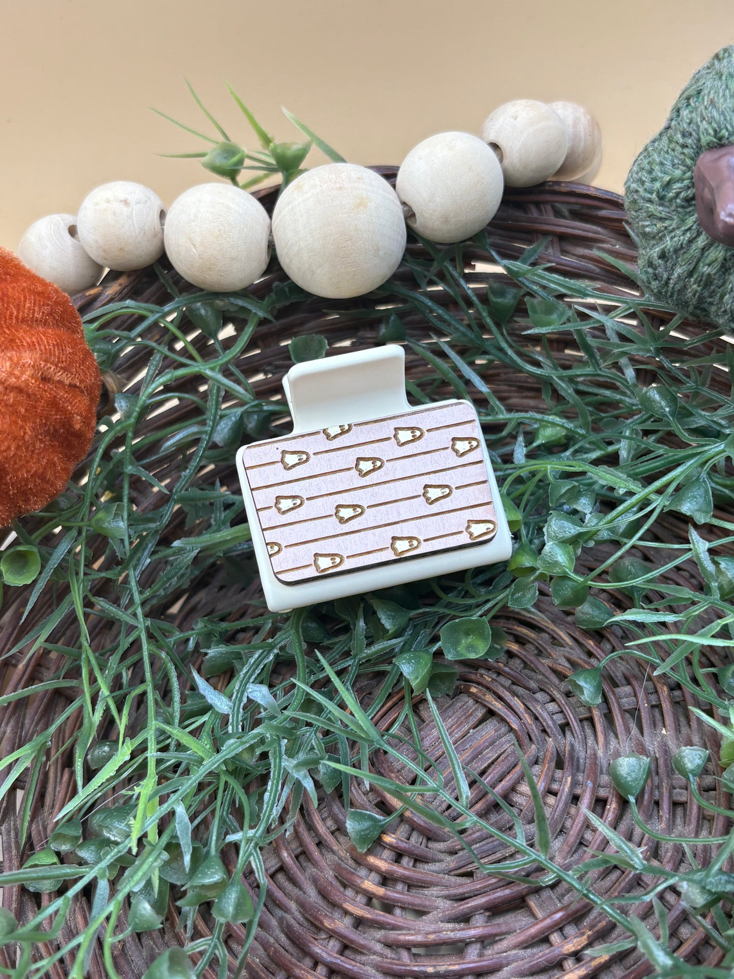 Cute Ghost Striped Mini Claw Clip