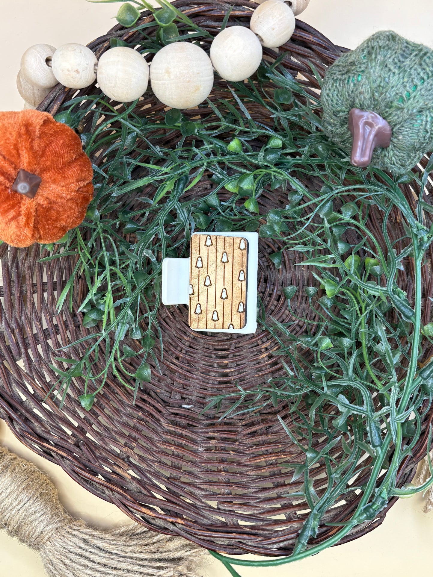 Rustic Ghost Striped Mini Claw Clip