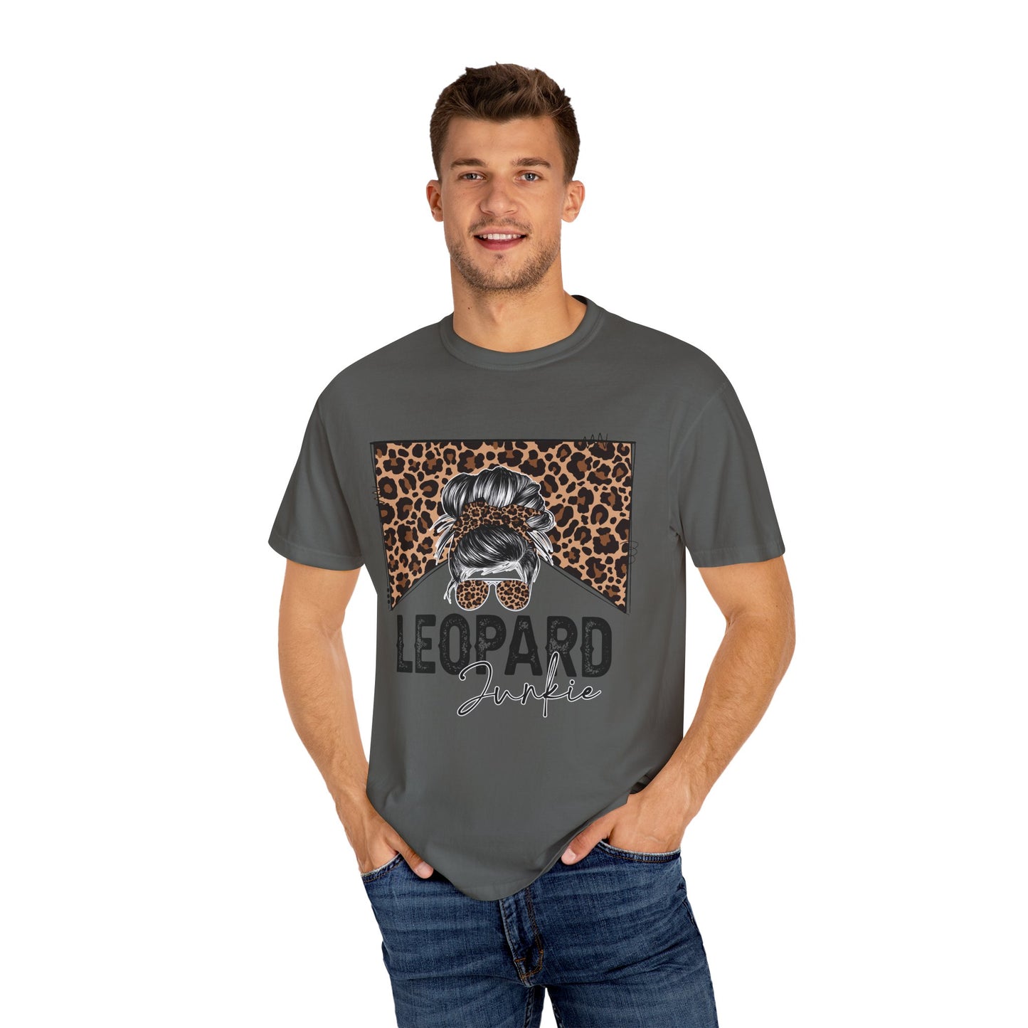 Leopard Junkie T-Shirt, Trendy Animal Print Tee for Fashion Lovers, Great for Casual Outings, Gift for Friends, Wild Style
