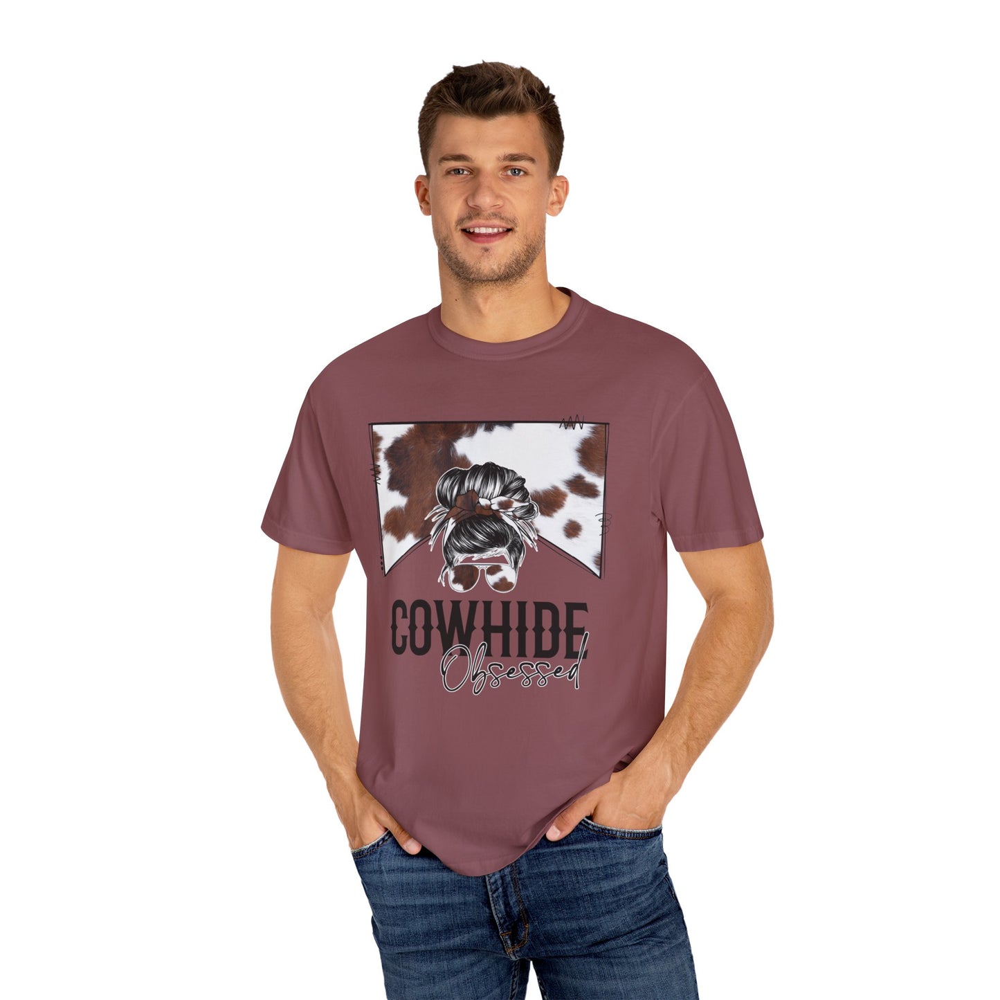 Cowhide Obsessed T-Shirt, Stylish Graphic Tee for Animal Lovers, Perfect for Casual Wear, Gift for Cow Enthusiasts, Trendy Fashion Statement