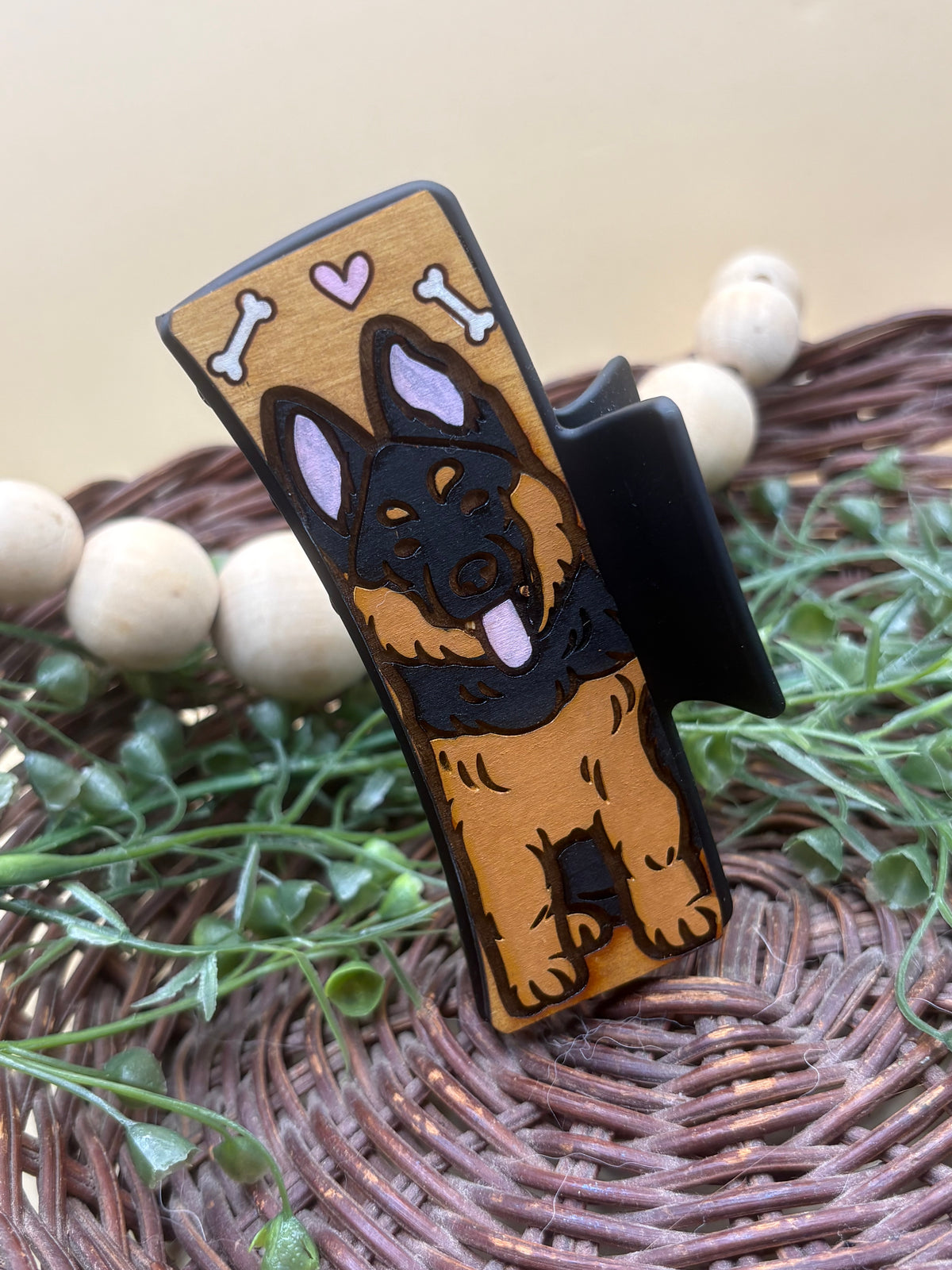 German Shepherd Claw Clip