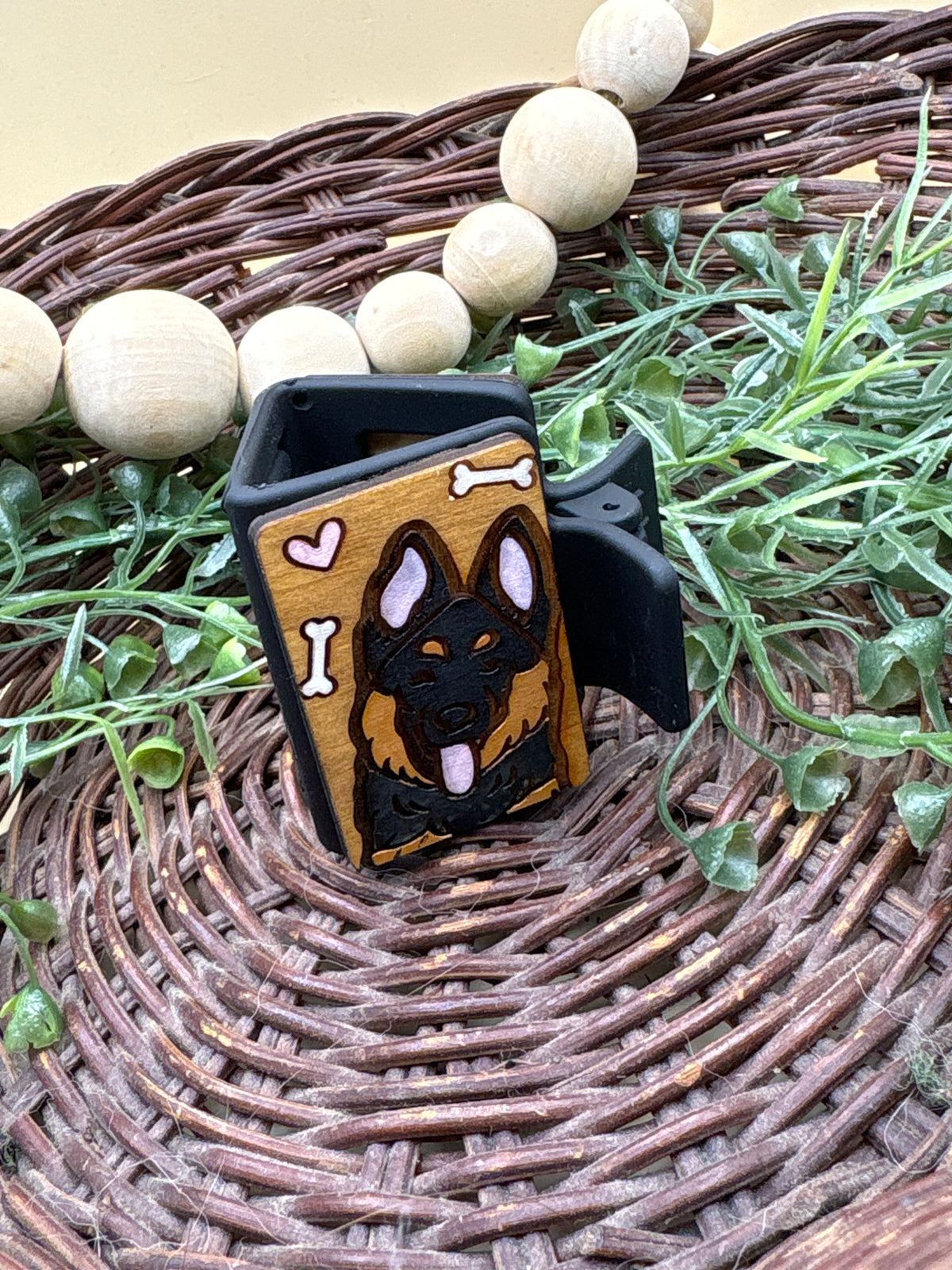 German Shepherd Claw Clip