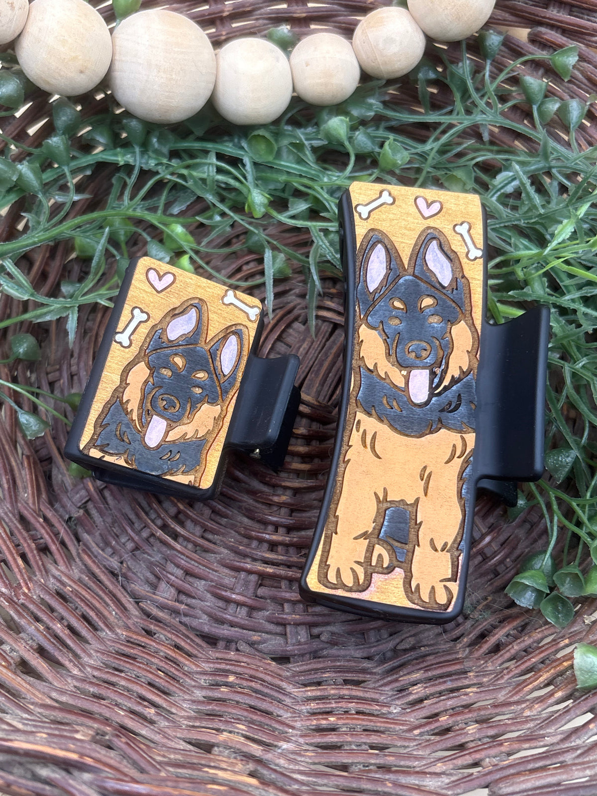 German Shepherd Claw Clip