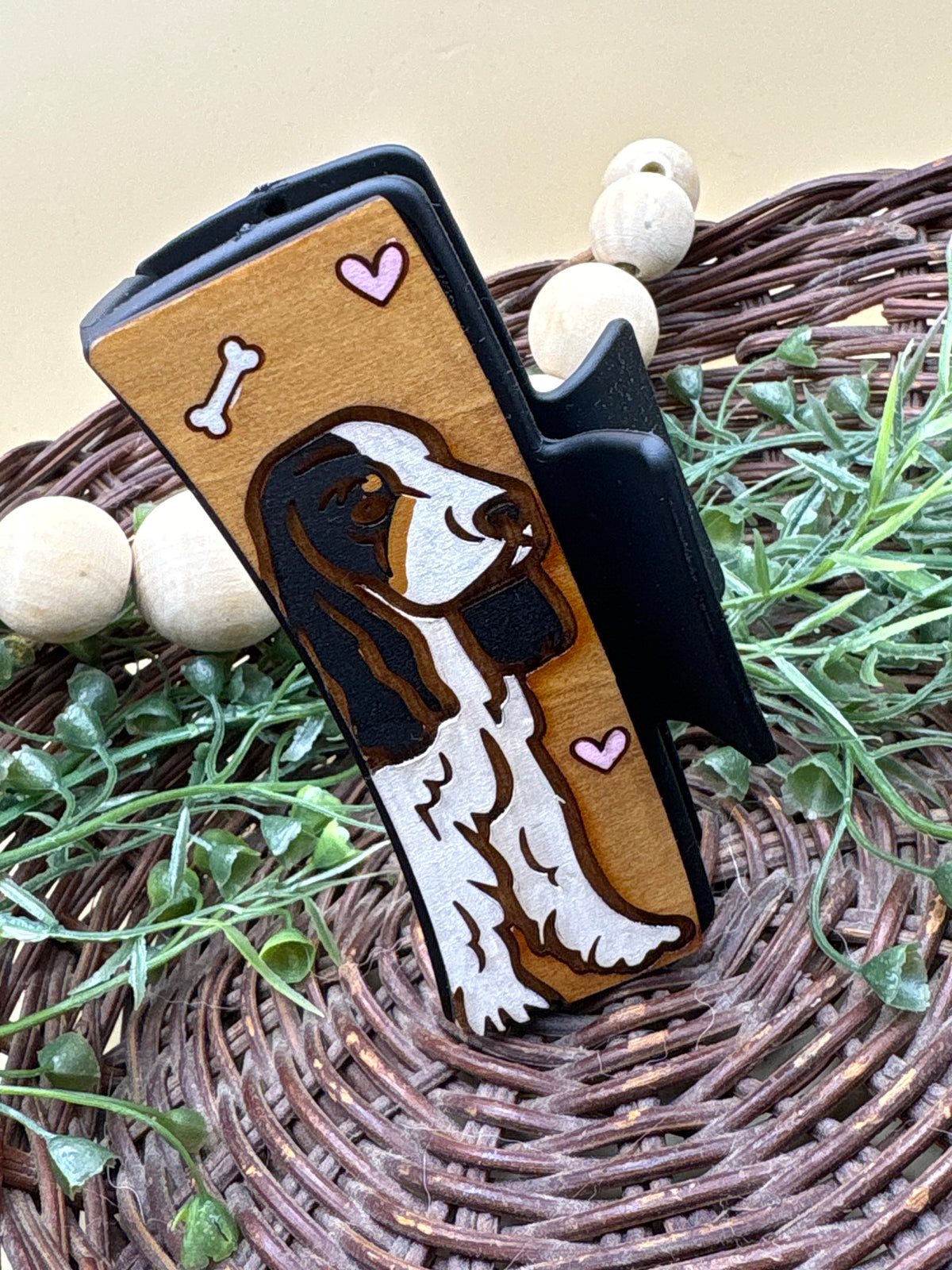 Basset Hound Claw Clip