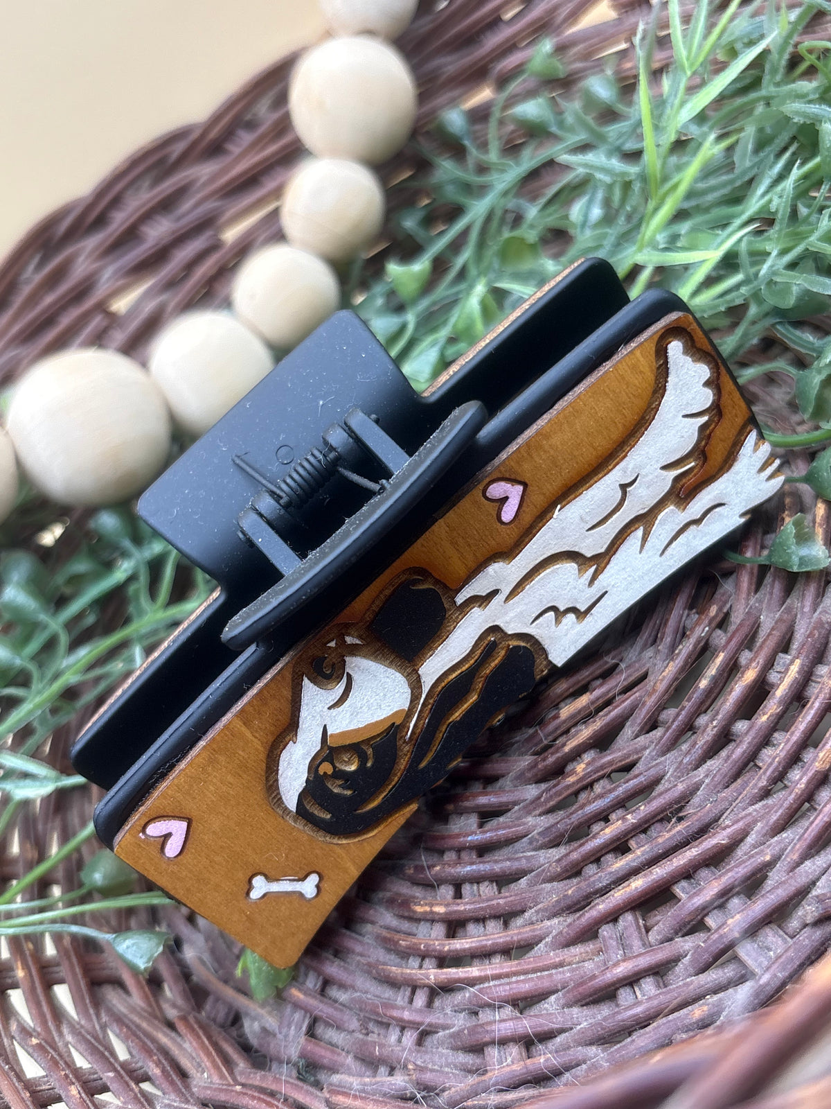 Basset Hound Claw Clip