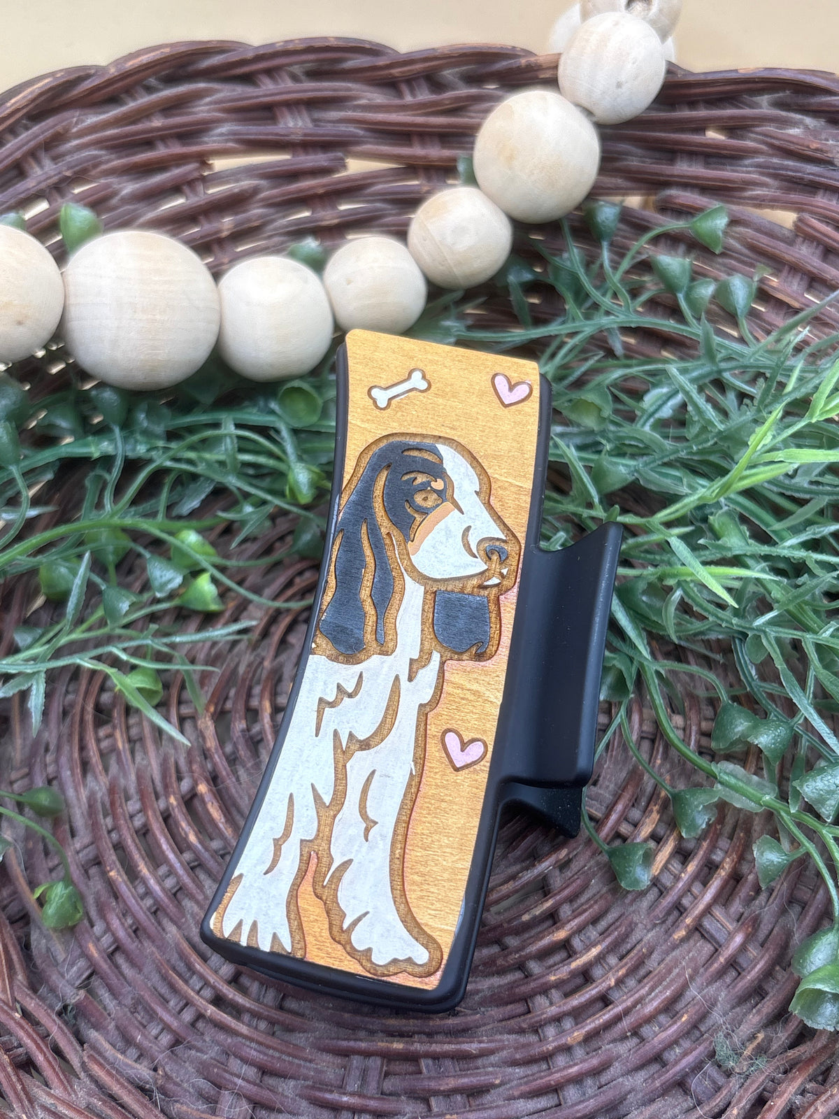 Basset Hound Claw Clip