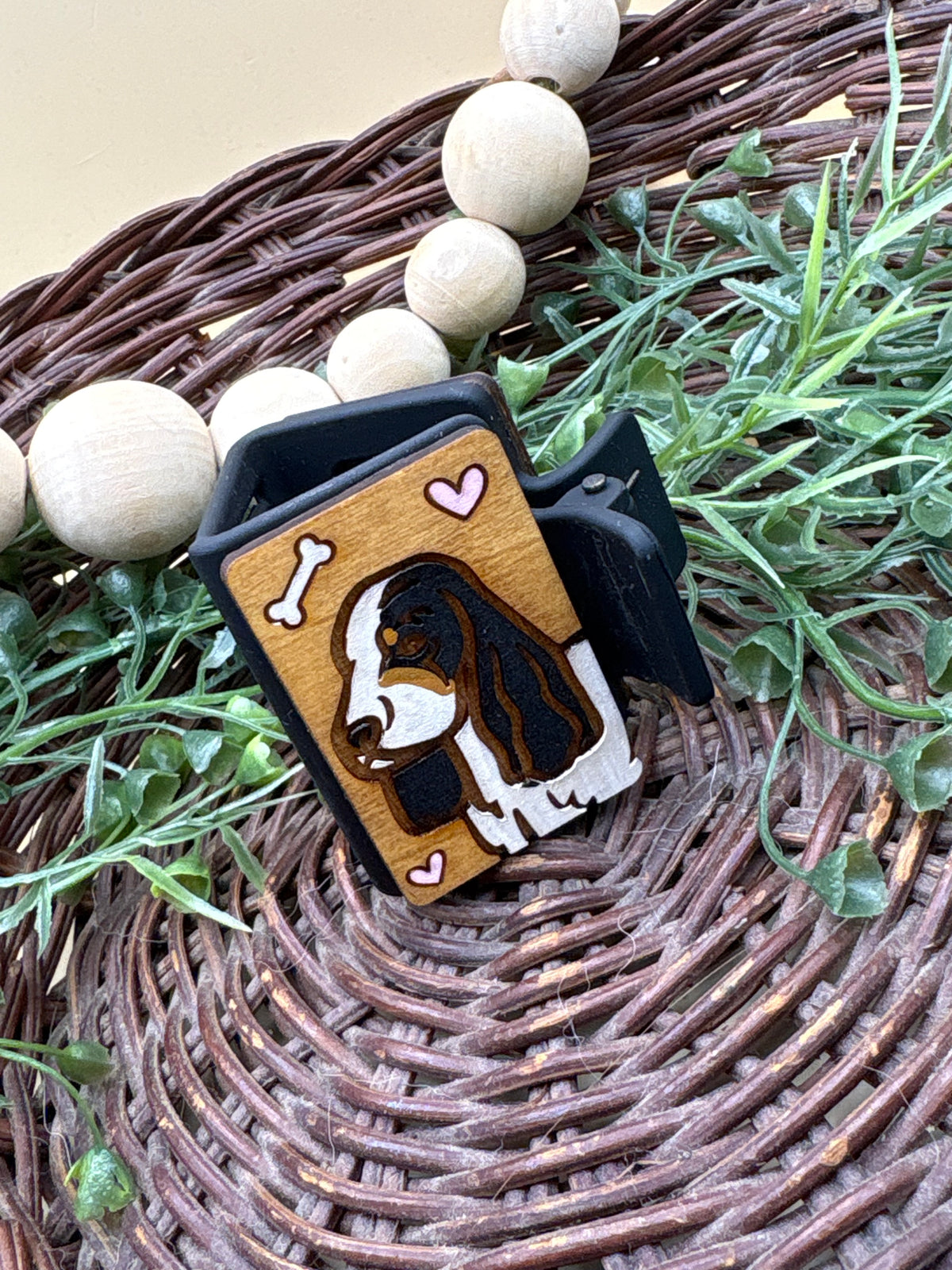 Basset Hound Claw Clip