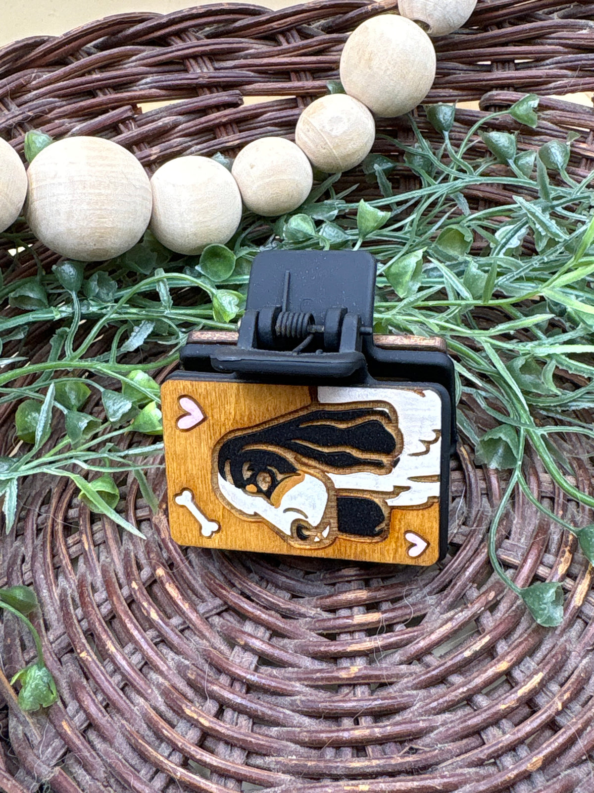 Basset Hound Claw Clip
