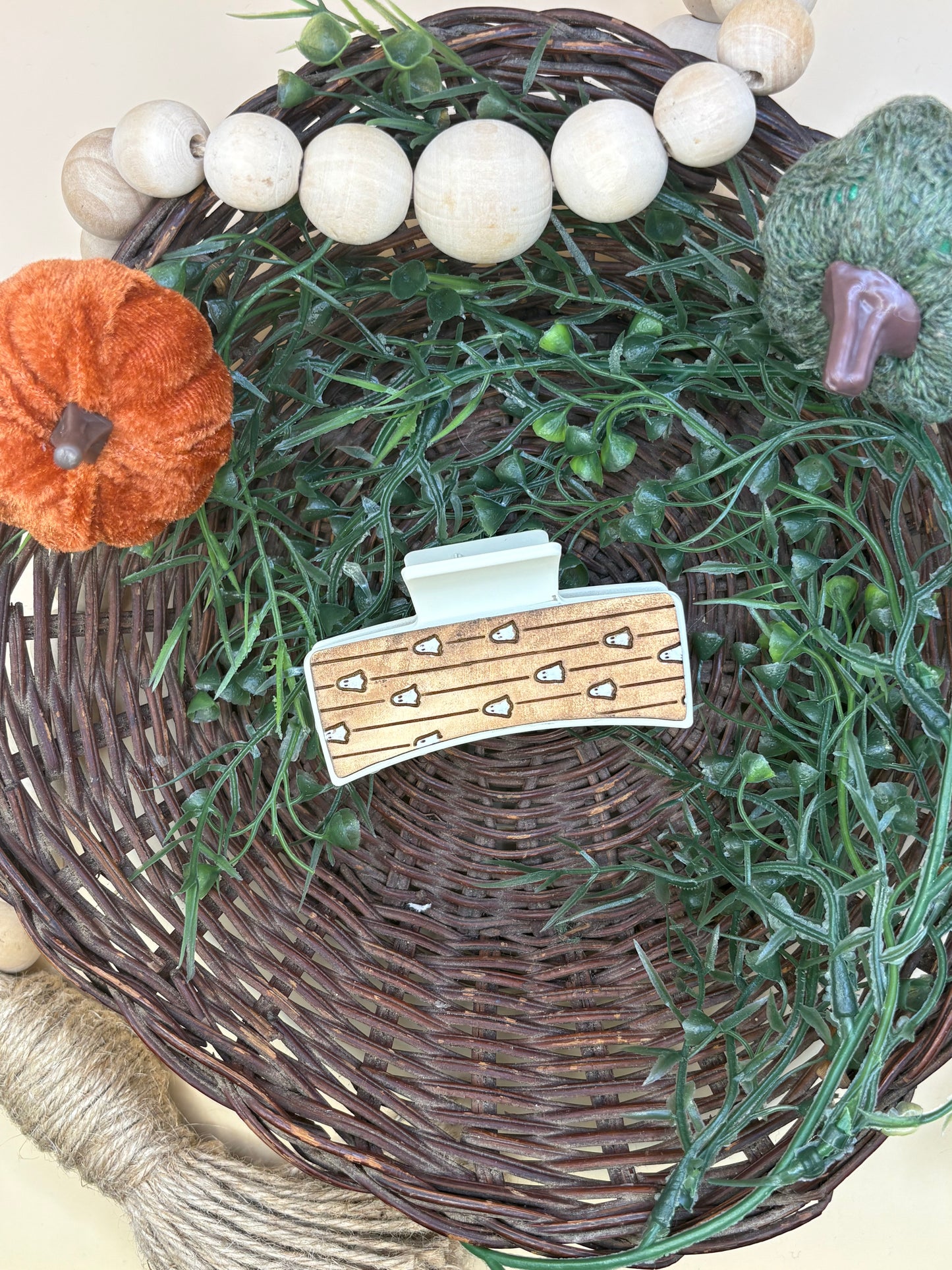 Rustic Ghost Striped Small Claw Clip