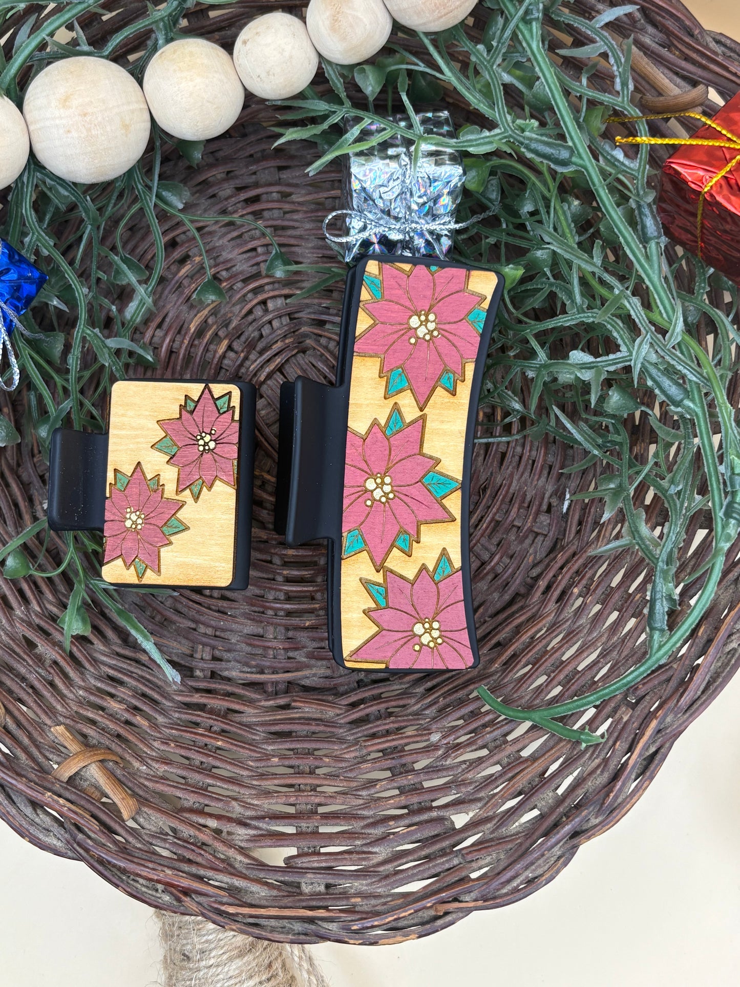 Poinsettia Hair/Claw Clip