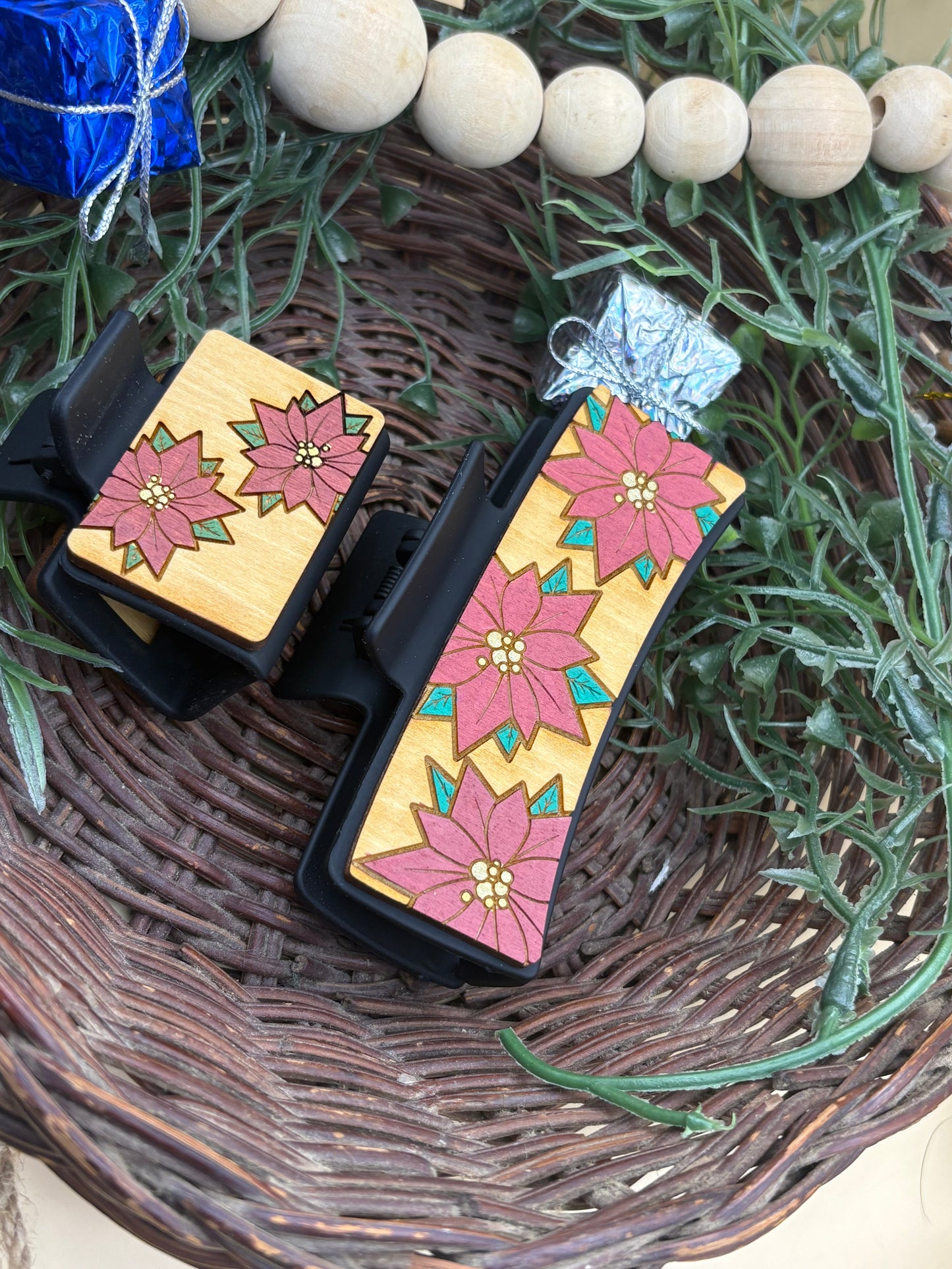 Poinsettia Hair/Claw Clip