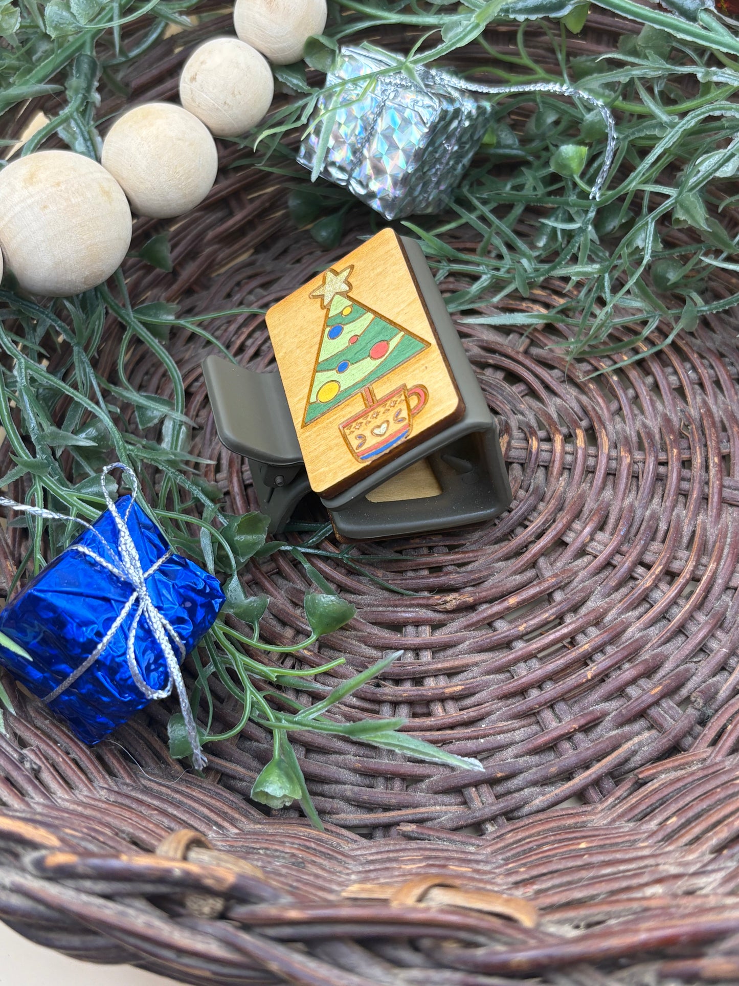 Christmas Tree In A Mug Hair/Claw Clip