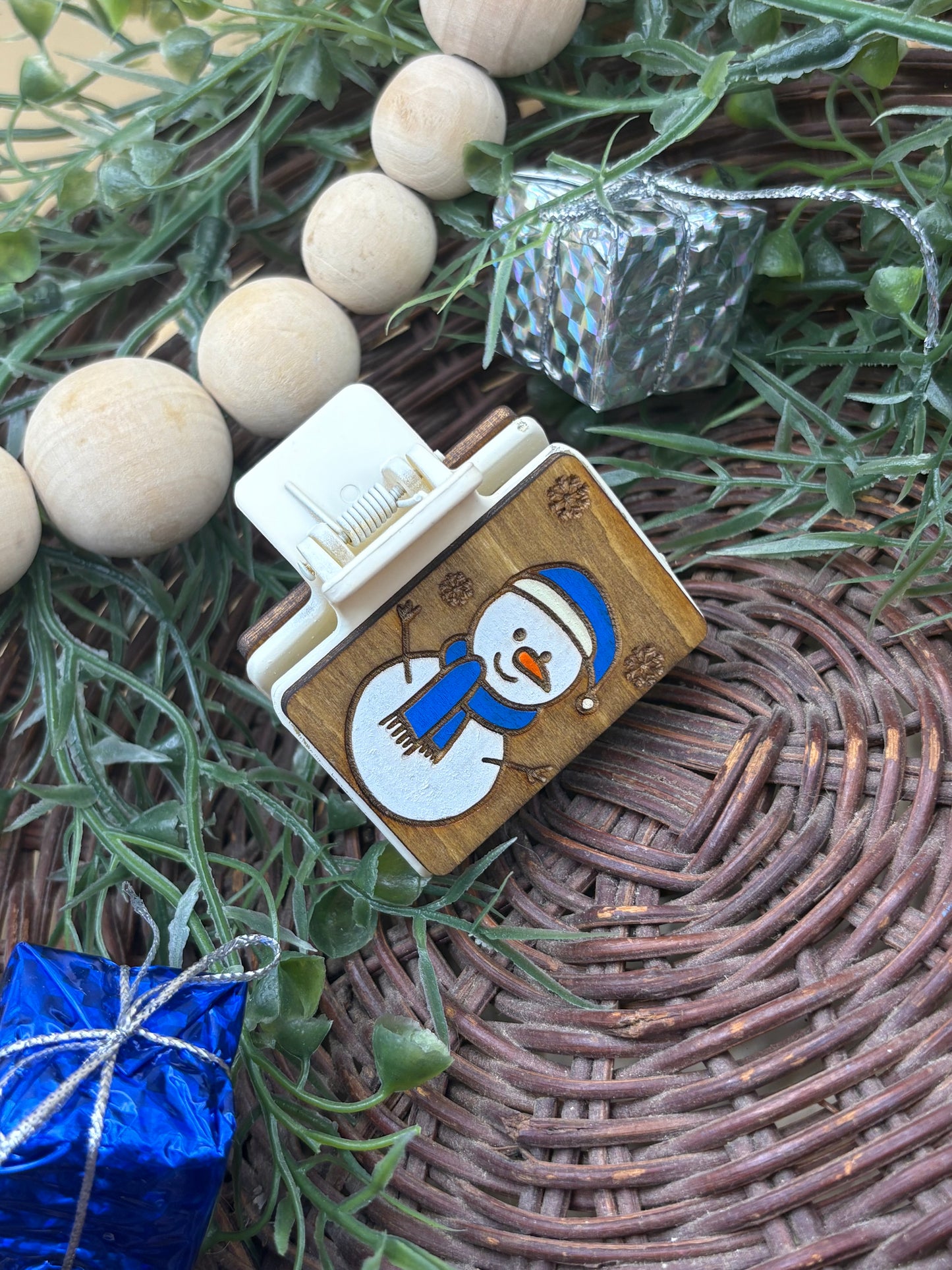 Snowman Hair/Claw Clip