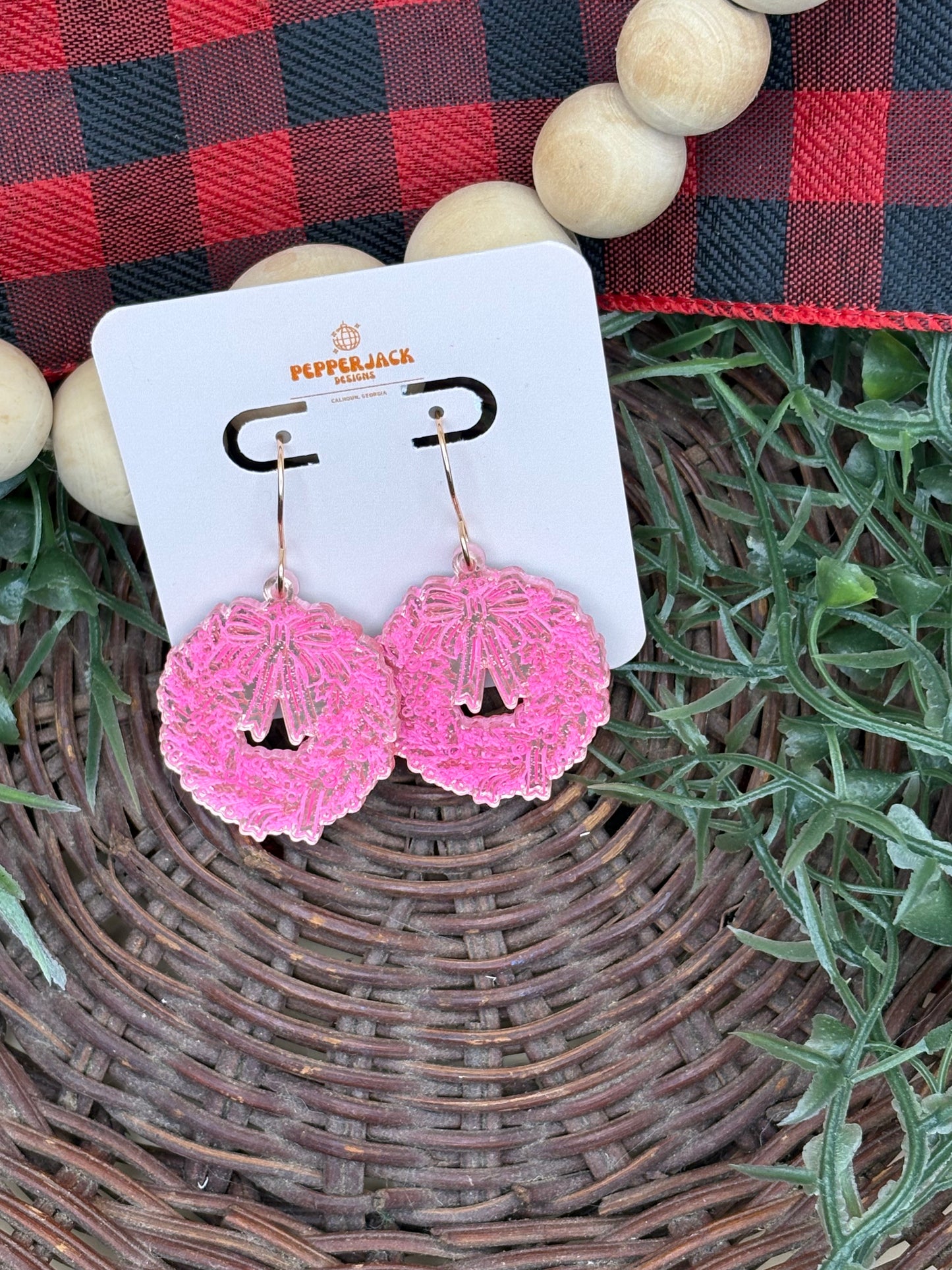 Mirrored Gold Wreath With Pink Accents Earrings